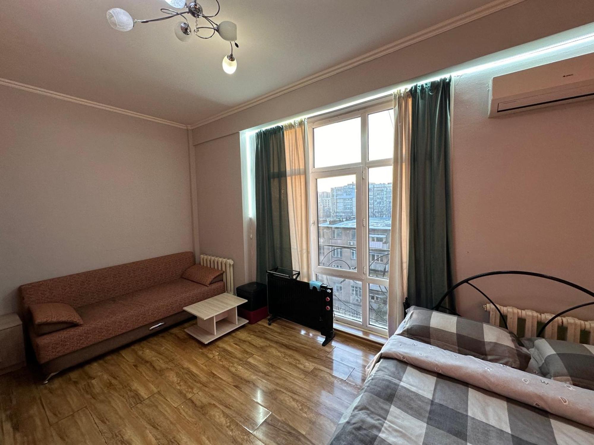 1-Room Apart. 21 On Usenbaeva 52 Near Eurasia Shopping Center Bischkek Exterior foto